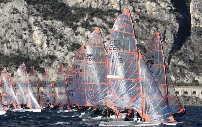 Alla Fraglia Vela Riva il titolo nazionale Team race Optimist