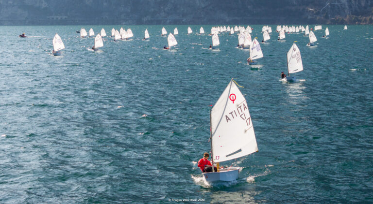 Jesper Karlsen and Andrea Demurtas are neck and neck in the Juniors of the sixth Youth Centenary Regatta-Trofeo Faccenda